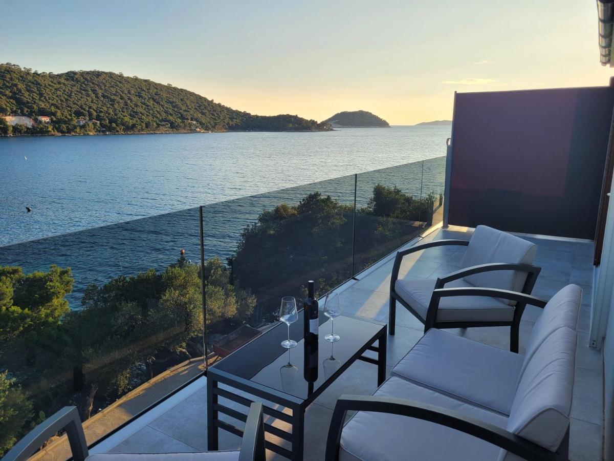 Dragovoda Bay Uble Exterior photo